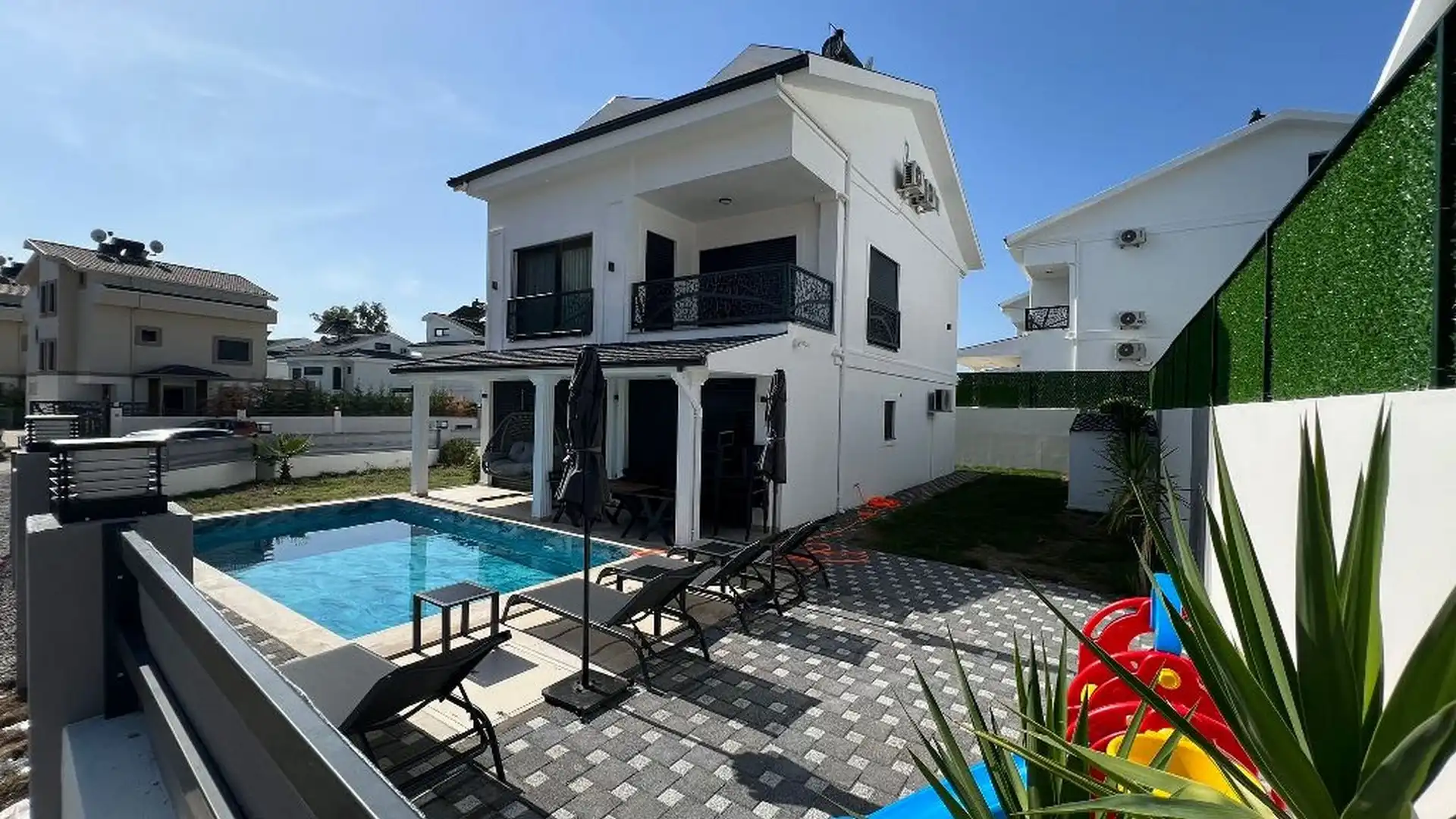 Изображение Готовая вилла 5+1 площадью 390 кв.м. в Фетхие